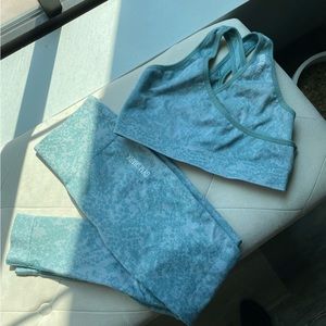 GYMSHARK animal seamless